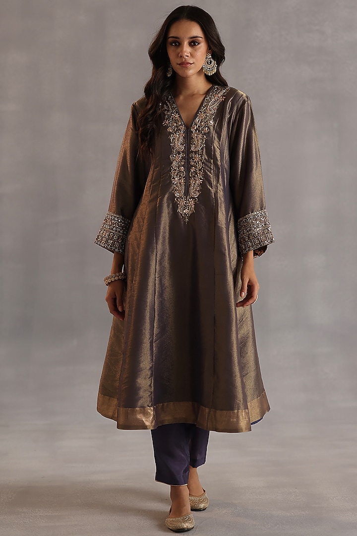 Grey Tissue Silk Sequins Embroidered Kurta Set by Begum Pret at Pernia's Pop Up Shop