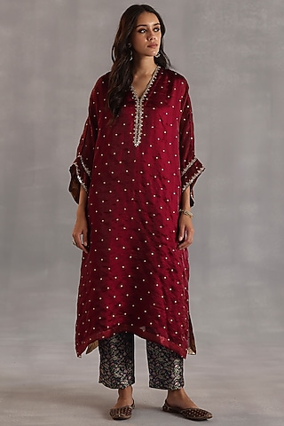 Ruby Red Satin Tissue Zari Embroidered Kurta Set by Begum Pret