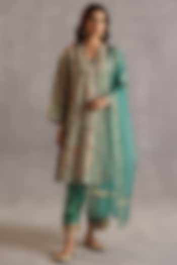 Multi-Colored Habutai Silk Sequins Handwork Kurta Set by Begum Pret at Pernia's Pop Up Shop