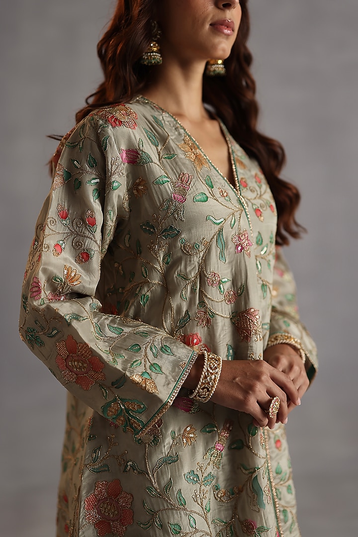 Multi-Colored Habutai Silk Sequins Handwork Kurta Set by Begum Pret at Pernia's Pop Up Shop