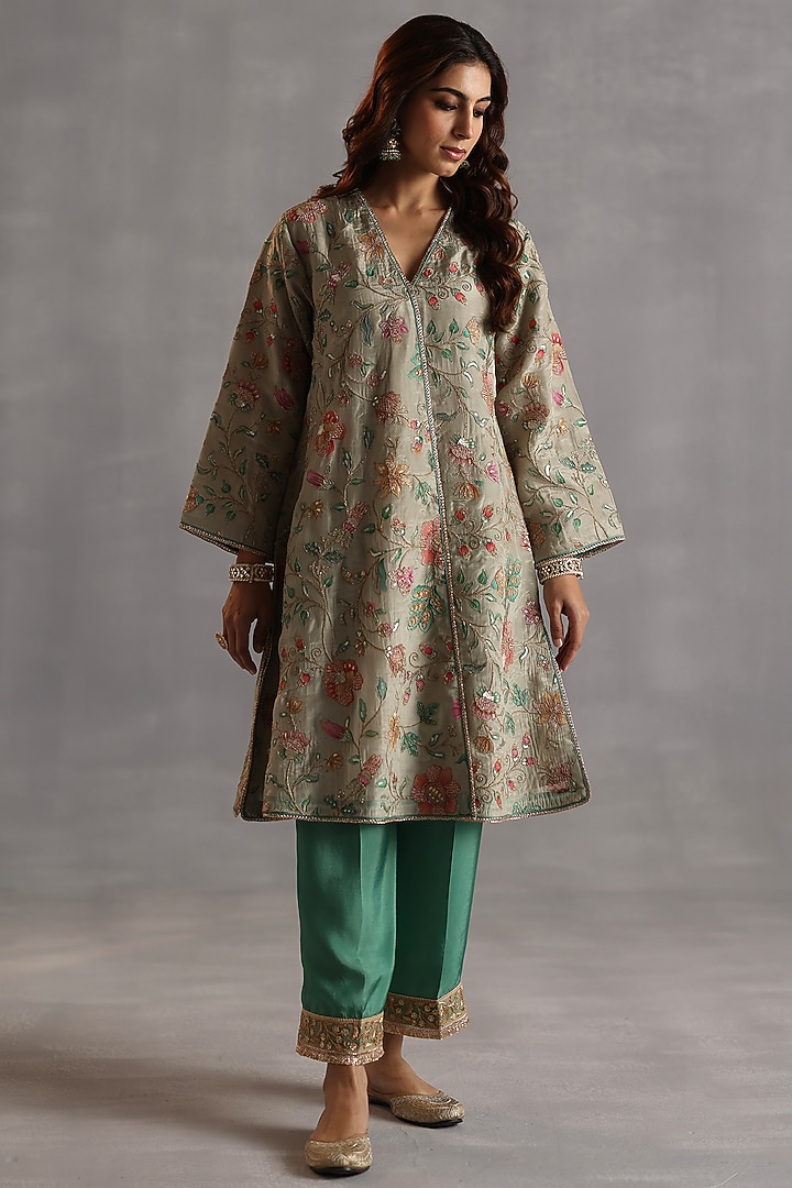 Multi-Colored Habutai Silk Sequins Handwork Kurta Set by Begum Pret at Pernia's Pop Up Shop