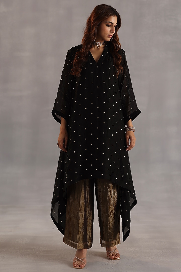Black Satin Tissue Zari Embroidered Kurta Set by Begum Pret at Pernia's Pop Up Shop