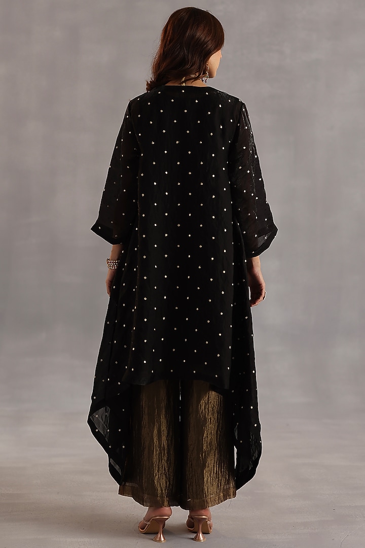 Black Satin Tissue Zari Embroidered Kurta Set by Begum Pret at Pernia's Pop Up Shop