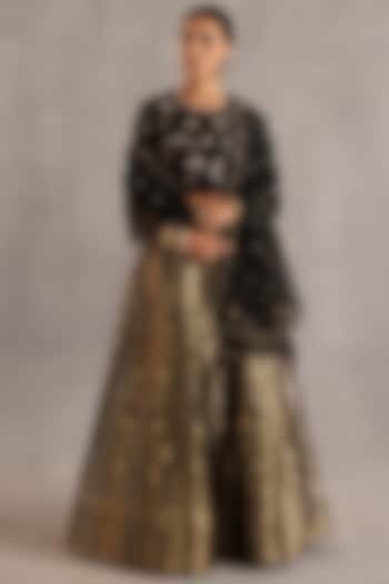 Gold Brocade Silk Handwoven Wedding Lehenga Set by Begum Pret at Pernia's Pop Up Shop