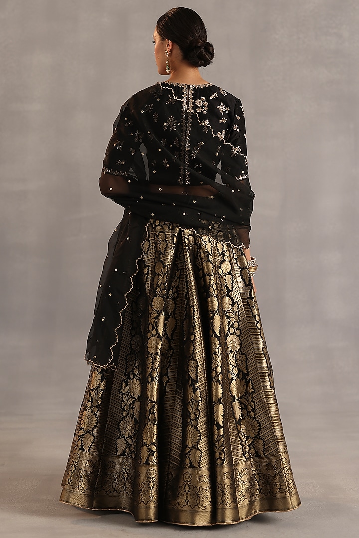 Gold Brocade Silk Handwoven Wedding Lehenga Set by Begum Pret at Pernia's Pop Up Shop