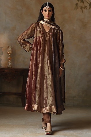 Multi-Colored Silk Tissue Zari Asymmetric Kurta Set by Begum Pret