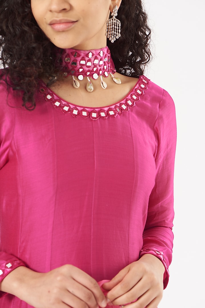 Pink Embroidered Party Wear Anarkali Set by Bharat Adiani at Pernia's Pop Up Shop