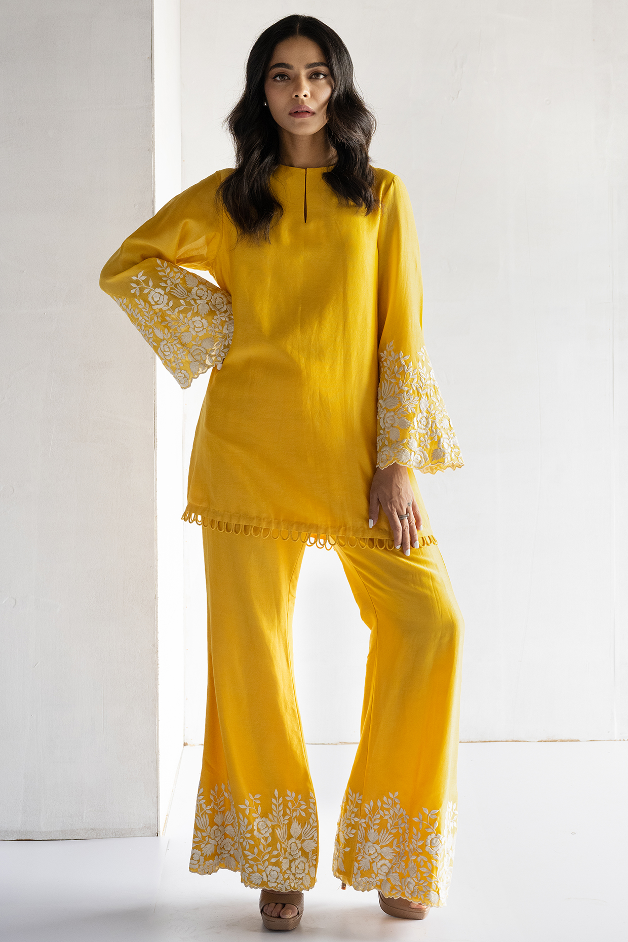 Yellow Chanderi Silk Thread Embroidered Co-Ord Set by Bharat Adiani at Pernia's Pop Up Shop
