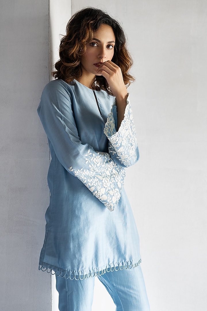 Powder Blue Chanderi Silk Thread Embroidered Co-Ord Set by Bharat Adiani at Pernia's Pop Up Shop