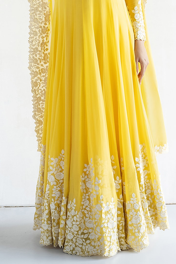 Yellow Georgette Thread Embroidered Wedding Anarkali Set by Bharat Adiani at Pernia's Pop Up Shop