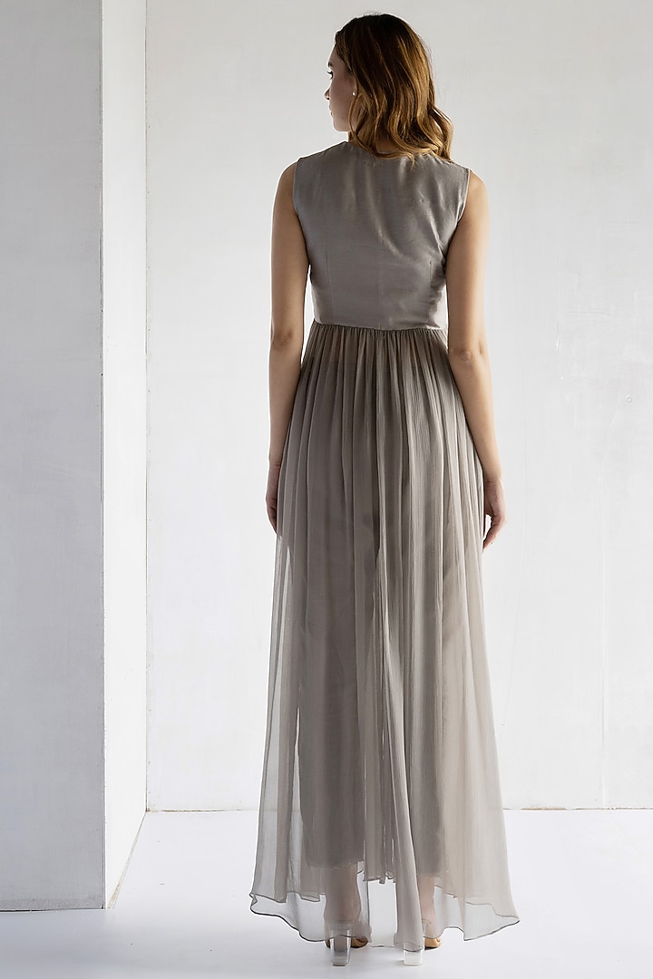 Grey Pure Chiffon Thread Embroidered Tunic Set by Bharat Adiani at Pernia's Pop Up Shop