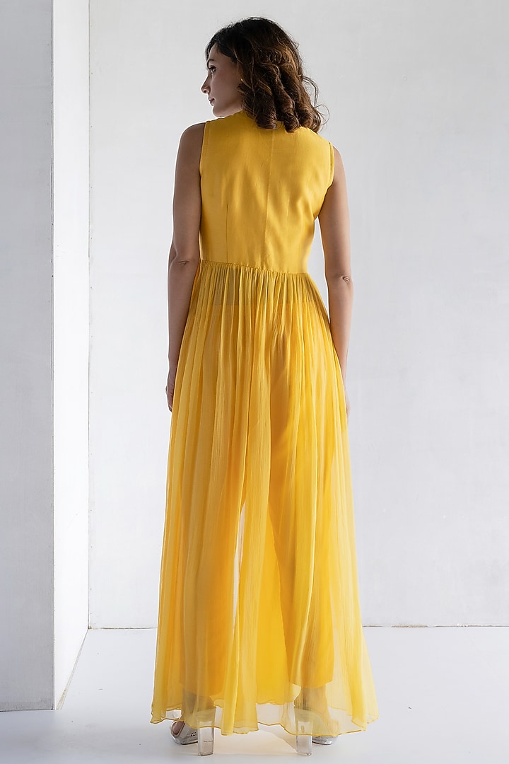 Yellow Pure Chiffon Thread Embroidered Tunic Set by Bharat Adiani at Pernia's Pop Up Shop