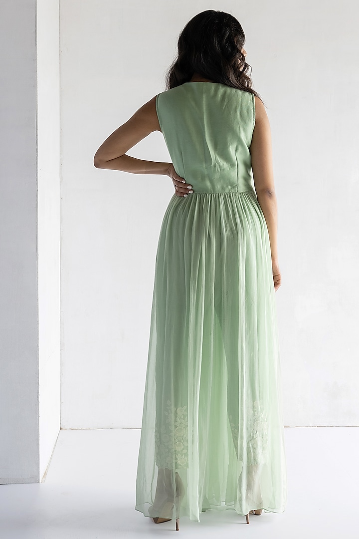 Green Pure Chiffon Thread Embroidered Tunic Set by Bharat Adiani at Pernia's Pop Up Shop