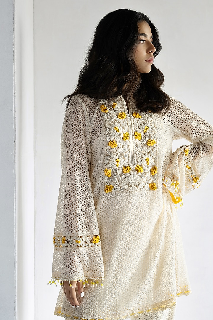Off-White Crochet Thread & Pearls Hand Embroidered A-Line Kurta Set by Bharat Adiani at Pernia's Pop Up Shop