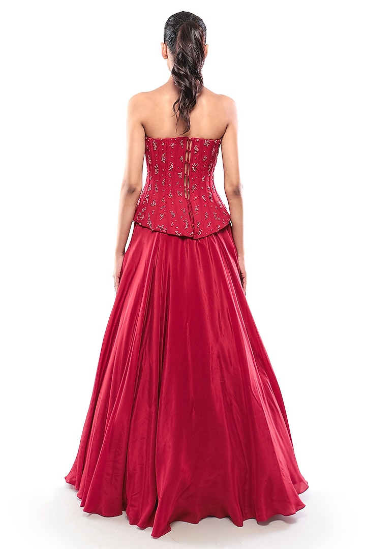 Red Natural Crepe Wedding Lehenga Set by Bharat Adiani at Pernia's Pop Up Shop