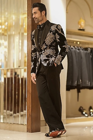 Black Magna Cutdana & Zari Embellished Blazer Set by Bharat Reshma