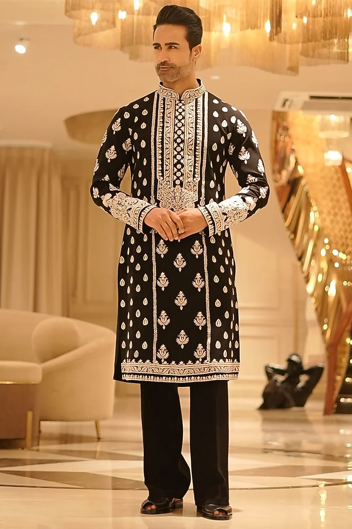 Black Magna Resham Hand Embroidered Kurta Set by Bharat Reshma at Pernia's Pop Up Shop