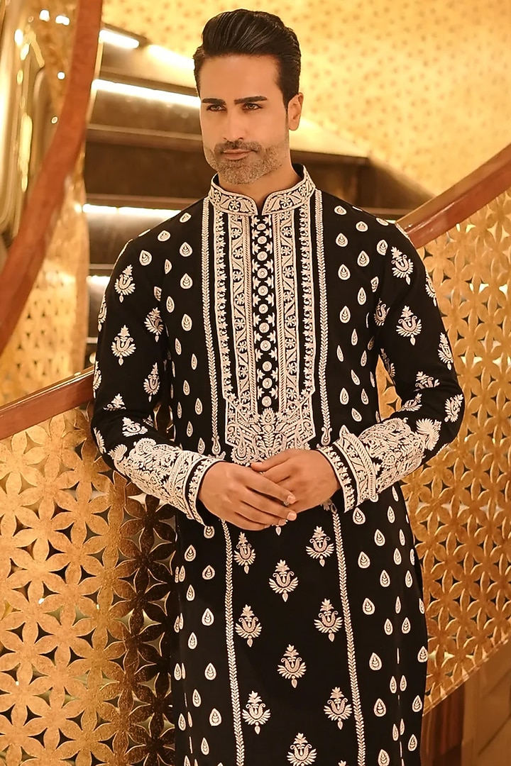Black Magna Resham Hand Embroidered Kurta Set by Bharat Reshma at Pernia's Pop Up Shop