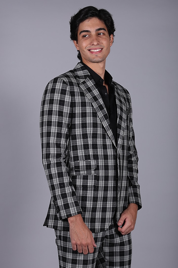 Grey & Black Suiting Checkered Blazer Set by Bharat Reshma at Pernia's Pop Up Shop