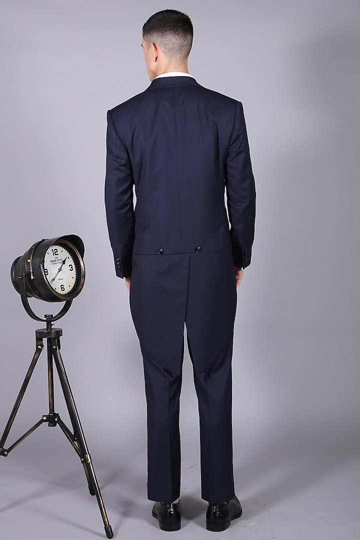 Navy Blue Suiting Blazer Set by Bharat Reshma at Pernia's Pop Up Shop