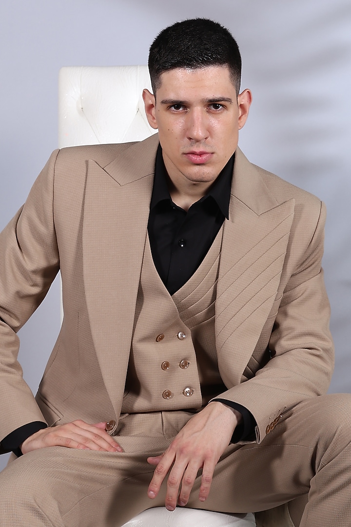 Magnolia Cream Suiting Blazer Set by Bharat Reshma at Pernia's Pop Up Shop