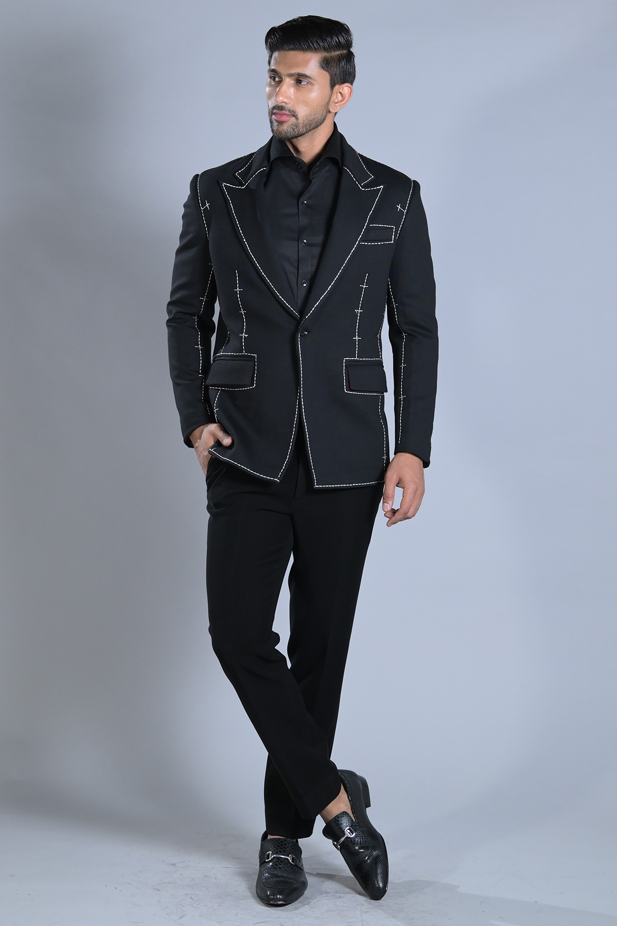 Paynes Grey Japanese Suiting Blazer Set by Bharat Reshma at Paynes Grey Japanese Suiting Blazer Set by Bharat Reshma at
