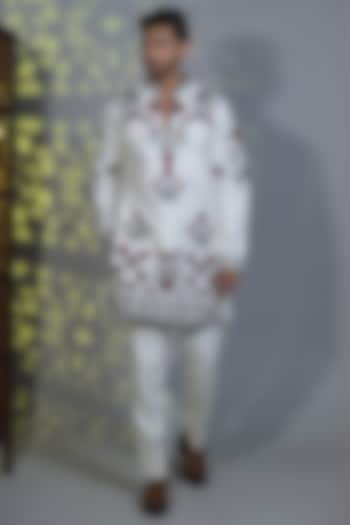 White & Scarlet Red Japanese Suiting Cutdana Embroidered Kurta Set by Bharat Reshma at Pernia's Pop Up Shop