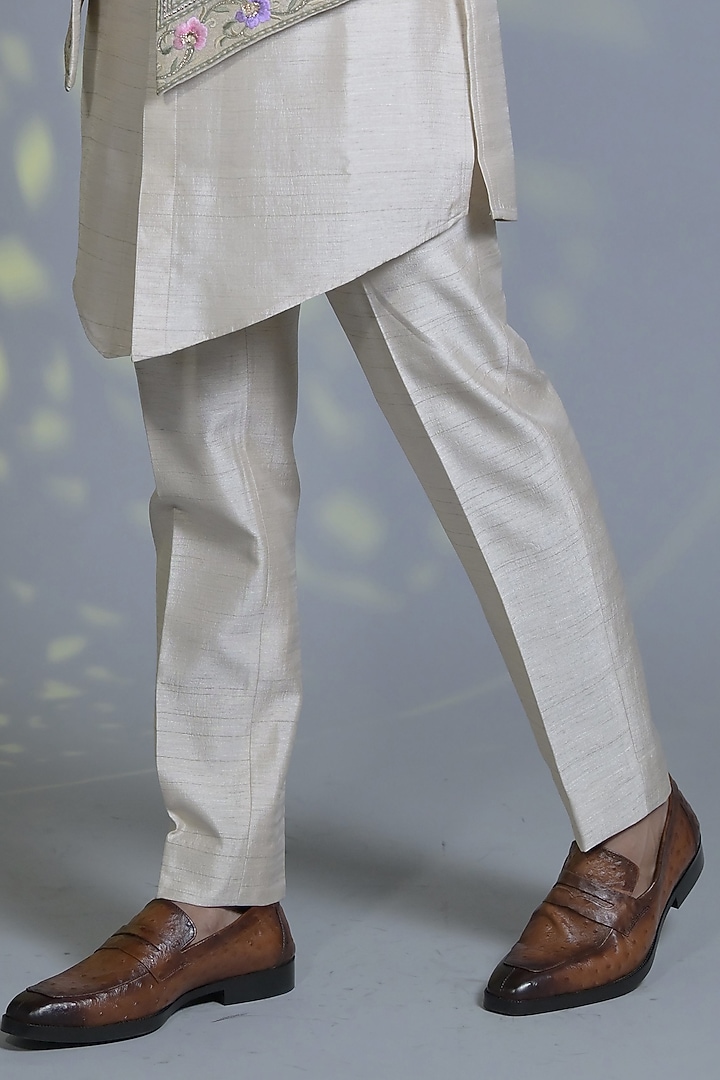 Pearl White Silk Thread Embroidered Kurta Set by Bharat Reshma at Pernia's Pop Up Shop