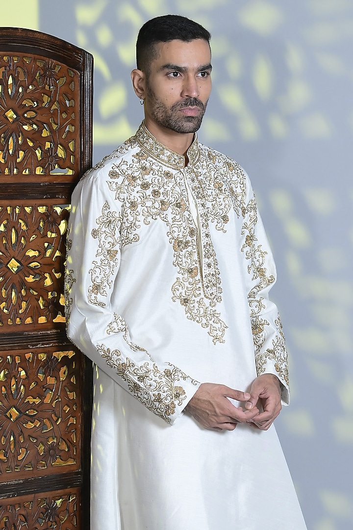Ivory Dupion Silk Embroidered Kurta Set by Bharat Reshma at Pernia's Pop Up Shop