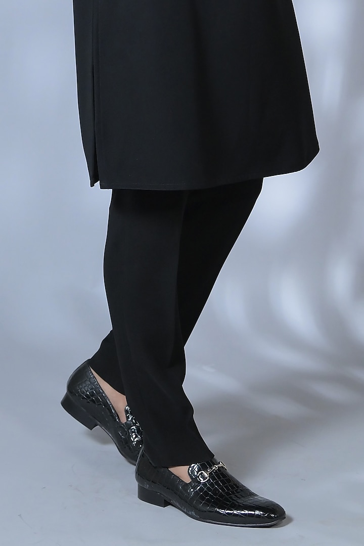Charcoal Black Japanese Suiting Resham & Thread Embroidered Kurta Set by Bharat Reshma at Pernia's Pop Up Shop