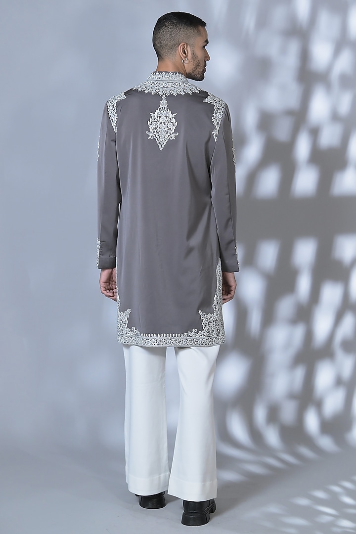 Gun Powder Grey Japanese Suiting Thread Embroidered Kurta Set by Bharat Reshma at Pernia's Pop Up Shop