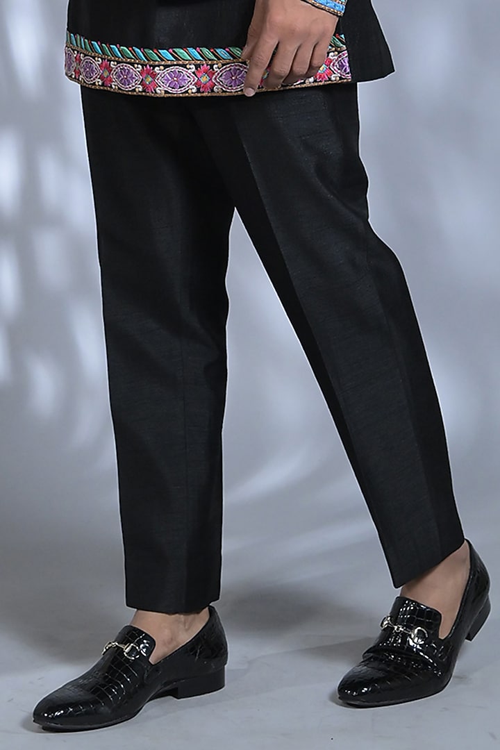 Charcoal Black Raw Silk Thread Embroidered Kurta Set by Bharat Reshma at Pernia's Pop Up Shop