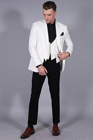 White Jacquard Fabric Blazer Set by Bharat Reshma