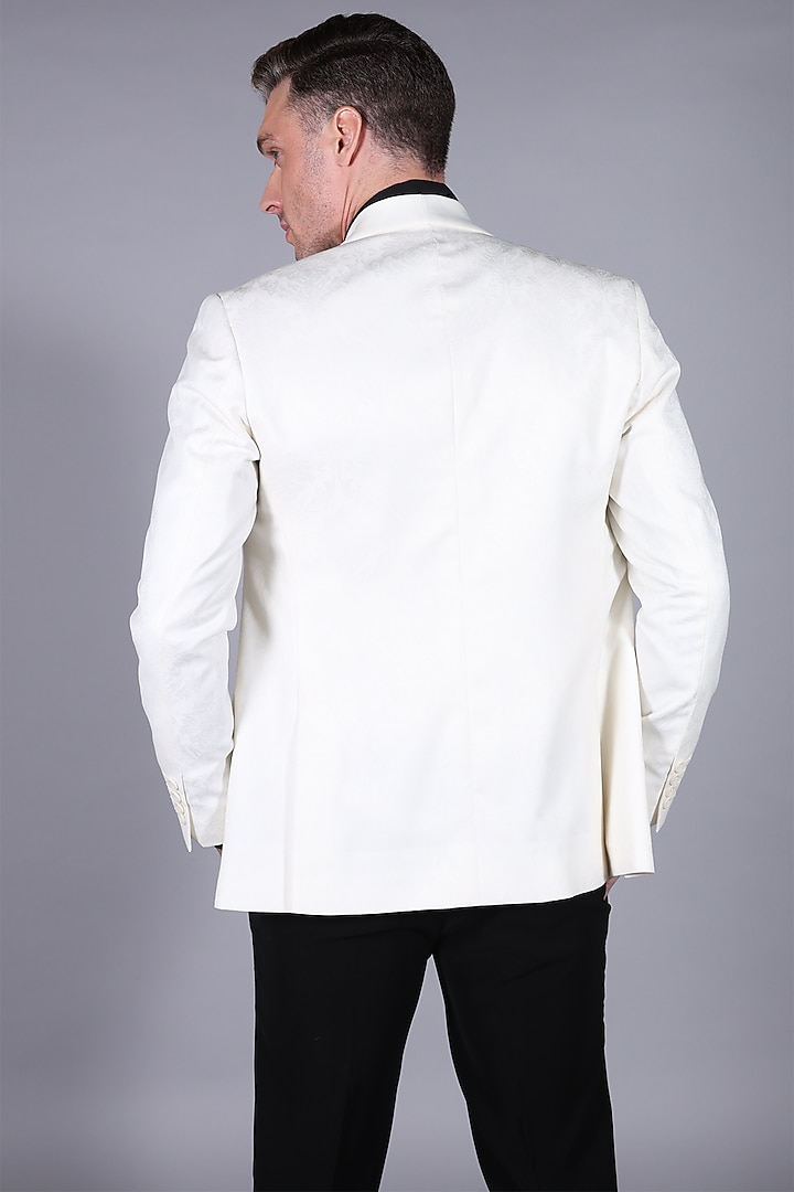 White Jacquard Fabric Blazer Set by Bharat Reshma at Pernia's Pop Up Shop