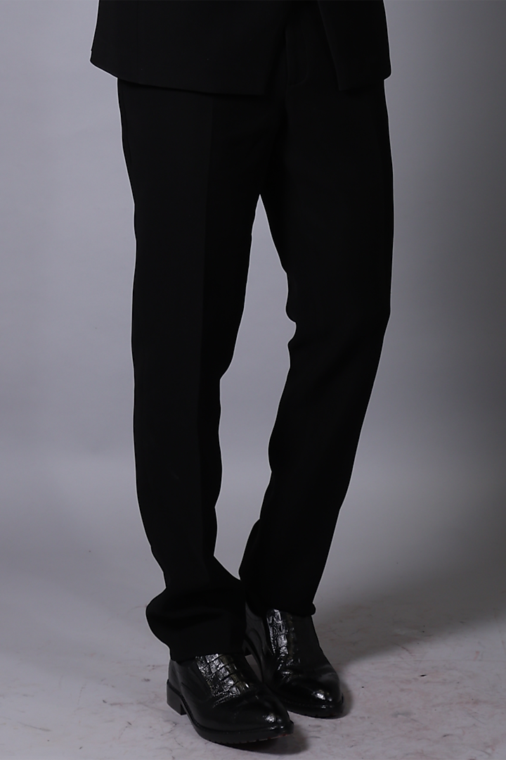 Black Japanese Suiting Fabric Floral Embroidered Blazer Set by Bharat Reshma at Pernia's Pop Up Shop