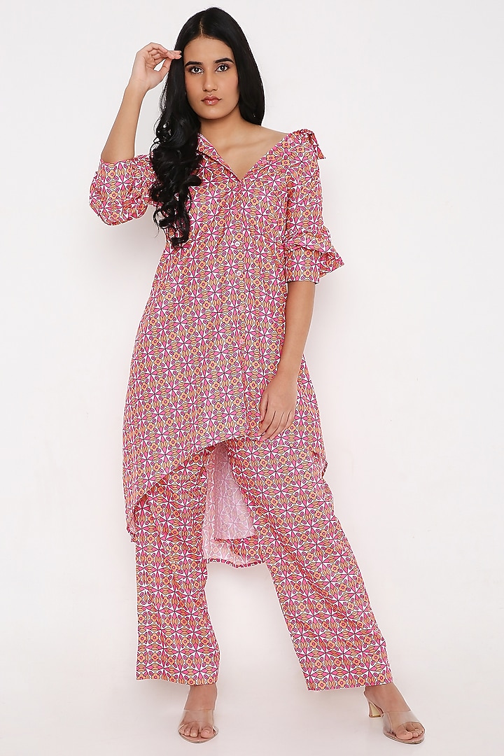 Pink Muslin Digital Printed Tunic Set by Bha-sha at Pernia's Pop Up Shop