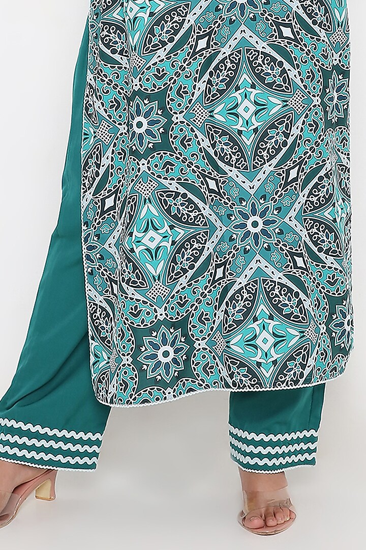 Green Rayon Digital Printed Kurta Set by Bha-sha at Pernia's Pop Up Shop