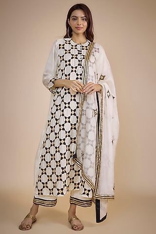 White & Black Organic Silk Zardosi & Patchwork Straight Kurta Set by Bhusattva