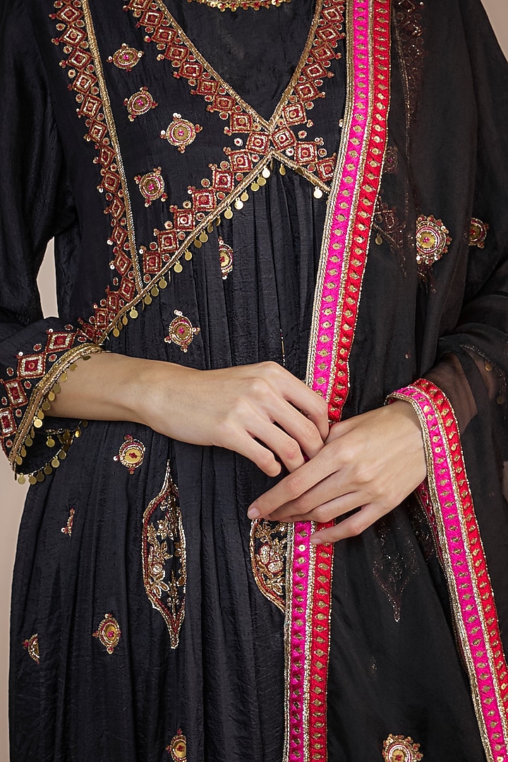 Black Organic Silk Zardosi & Resham Hand Embroidered Kurta Set by Bhusattva at Pernia's Pop Up Shop