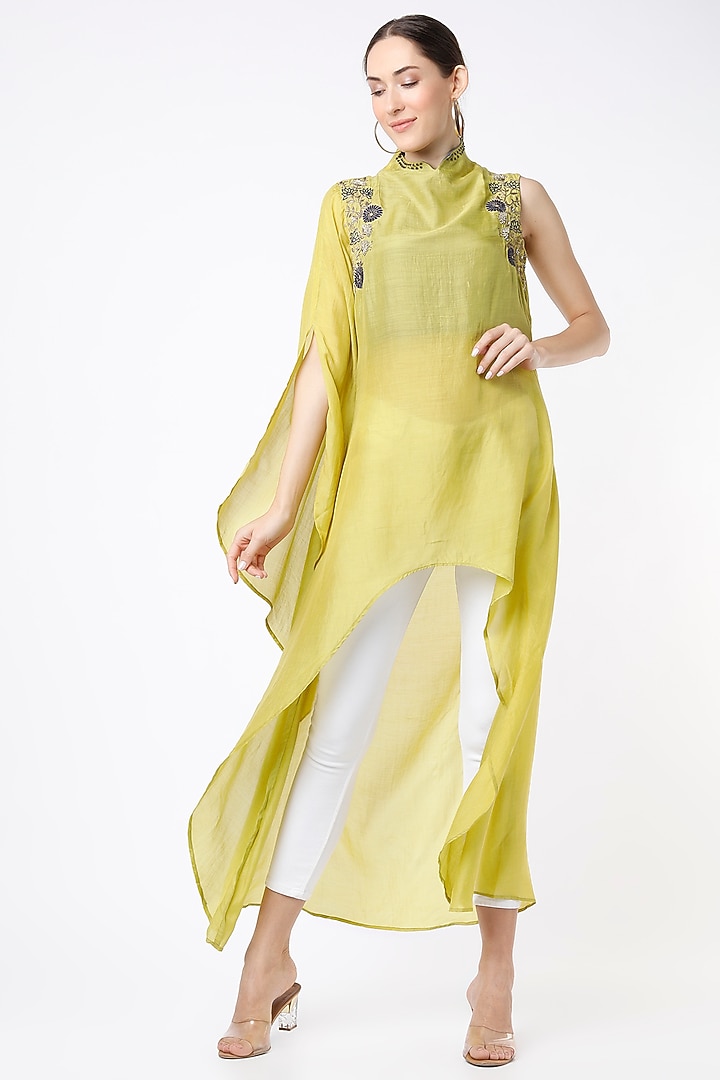 Lime green crushed hand embroidered kurta set main image 1