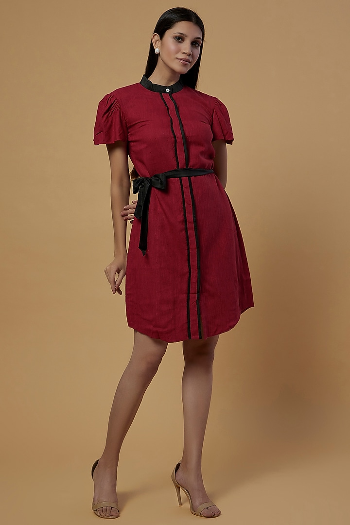 Blood Red Organic Silk Dress by Bhusattva at Pernia's Pop Up Shop 2026 Blood Red Organic Silk Dress by Bhusattva at Pernia's Pop Up Shop 2026