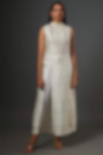 Off-White Silk Shrug by Bhusattva at Pernia's Pop Up Shop