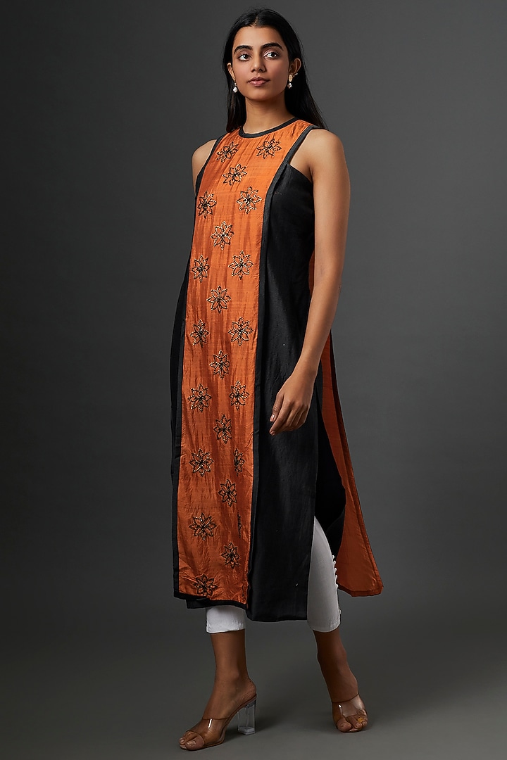 Black & Orange Embellished Kurta by Bhusattva at Pernia's Pop Up Shop