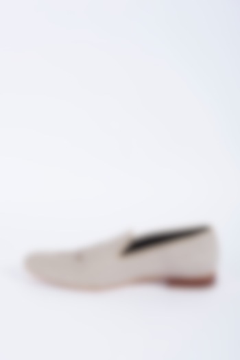Grey Herringbone Weaved Shoes by VARENYA