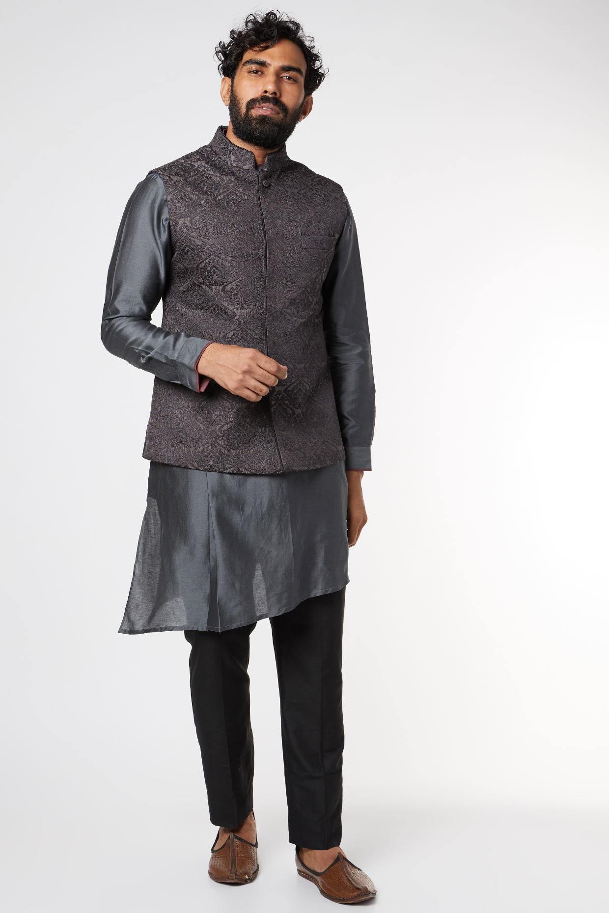 Grey Kurta Set With Embroidered Nehru Jacket by VARENYA at Pernia's Pop Up Shop
