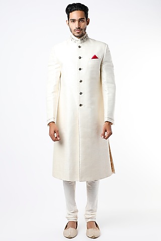 Ivory Matka Silk Herringbone Sherwani Set by VARENYA