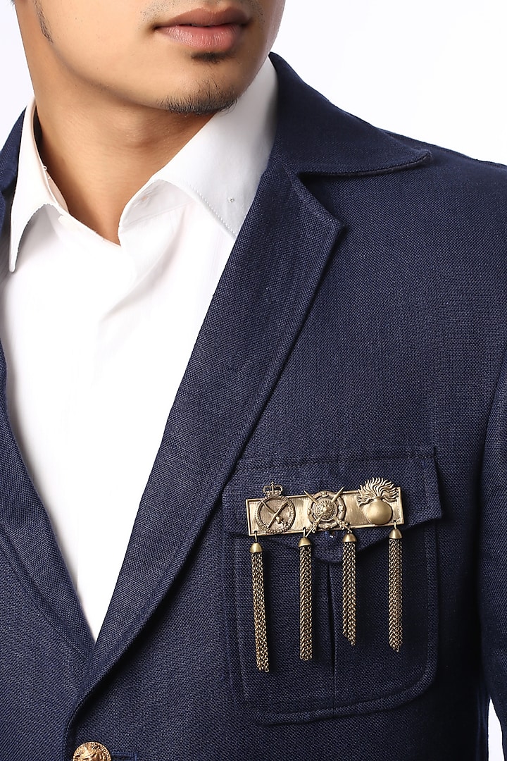 Antique Gold Finish Alexander Brooch by Cosa Nostraa