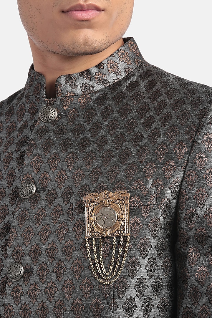 Antique Gold Finish Wallace Brooch by Cosa Nostraa at Pernia's Pop Up Shop