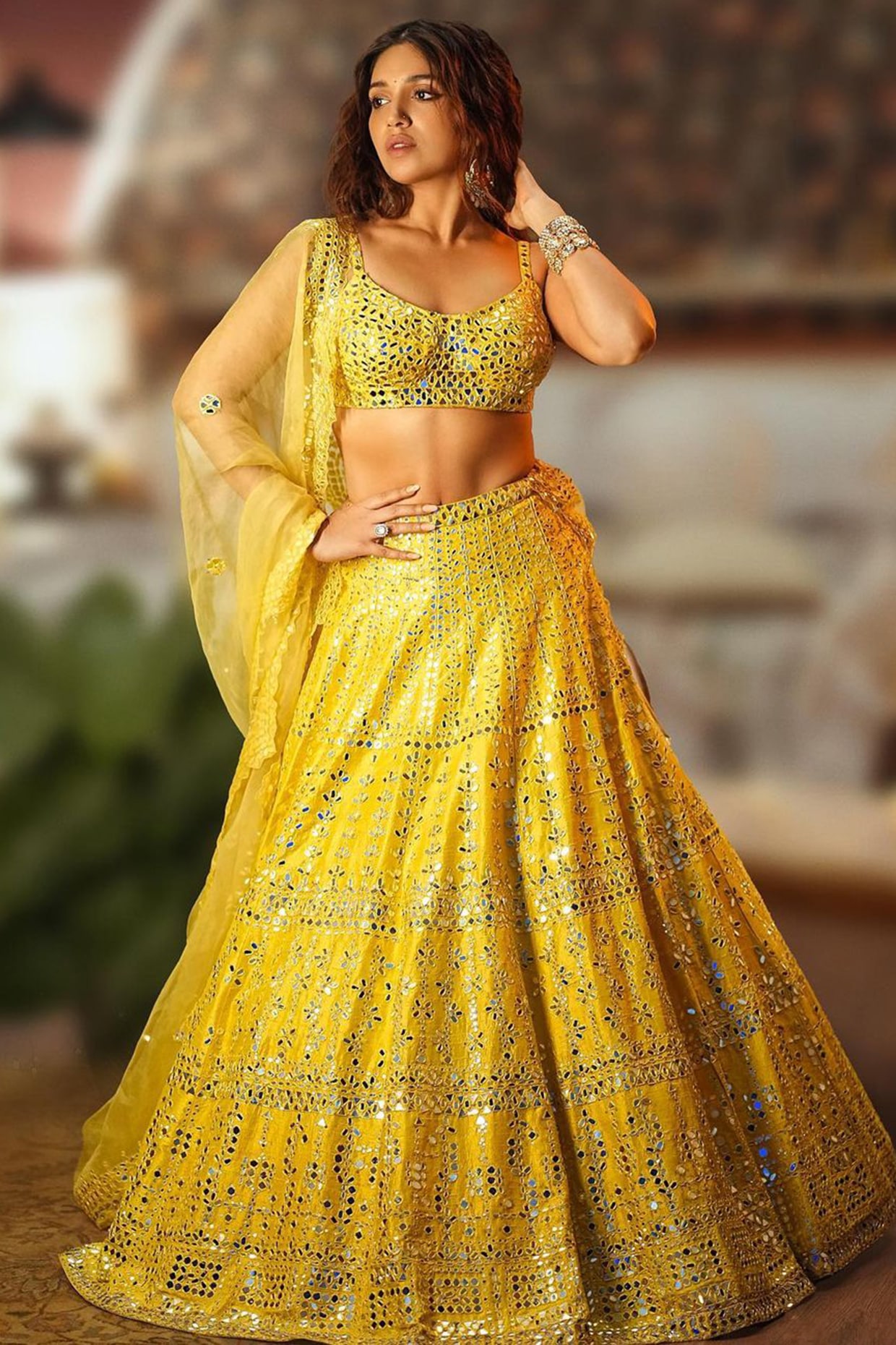 Embroidered Designers Yellow Lehenga Choli #BN836 | Yellow lehenga,  Pakistani bridal dresses, Pakistani bridal