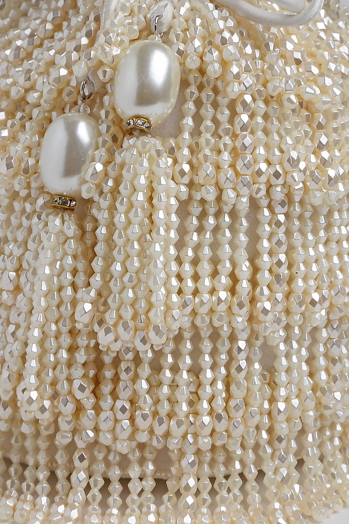 Off-White Velvet Bead Embroidered Potli by Bijoux By Priya Chandna at Pernia's Pop Up Shop